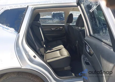 2017 Nissan Rogue Sv z USA, uszkodzony, nr VIN JN8AT2MV2HW253623